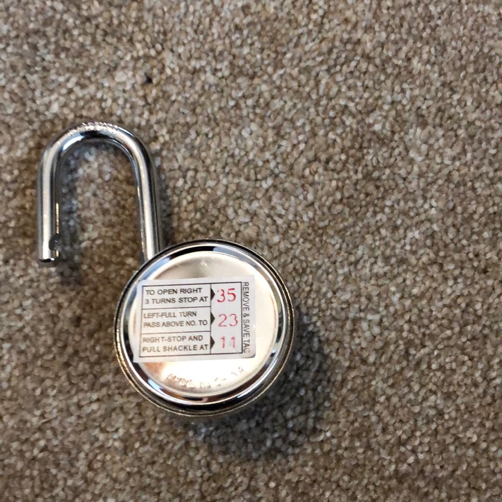 Combination lock - Picture 2 of 2
